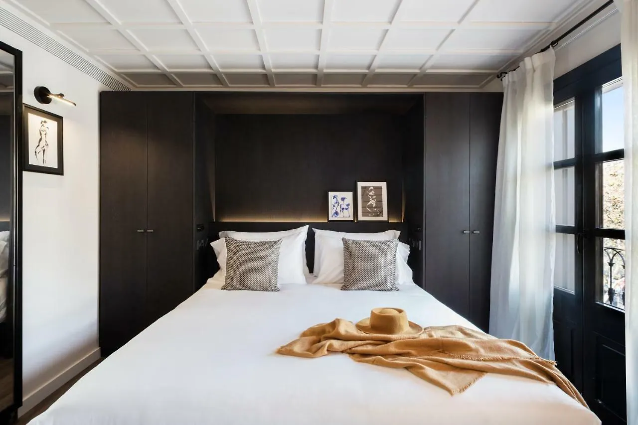 ברצלונה Yurbban Ramblas Boutique Hotel